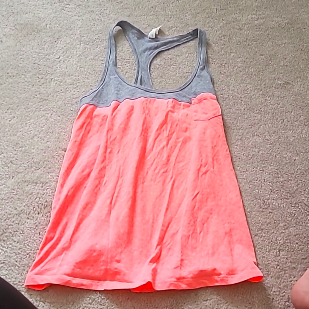 Under Armour heat gear tank